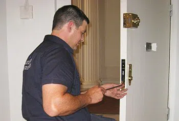 Parker Locksmith Store Corona, CA 951-363-3244 - expert-locksmith